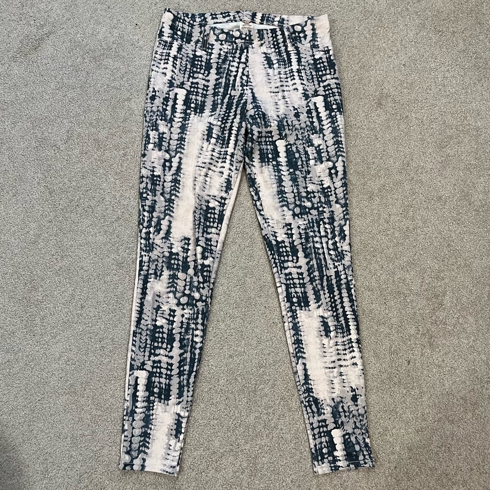 Faded Glory Pink and Navy Alligator Pattern Jeggings